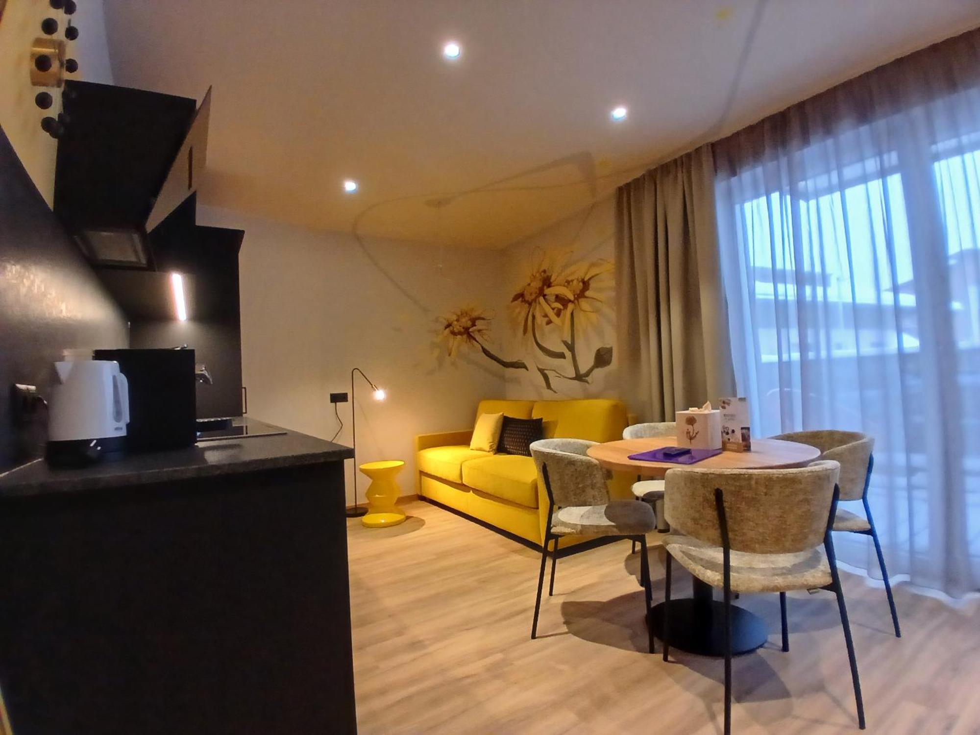 Appartement Lorenzi Solden Exterior photo